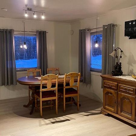 Koselig hus i sentrum av Olderfjord Russenes Eksteriør bilde